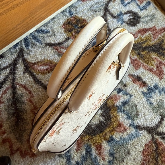 Coach Floral Crossbody Bag - Cream and Pink - Picture 2 of 9